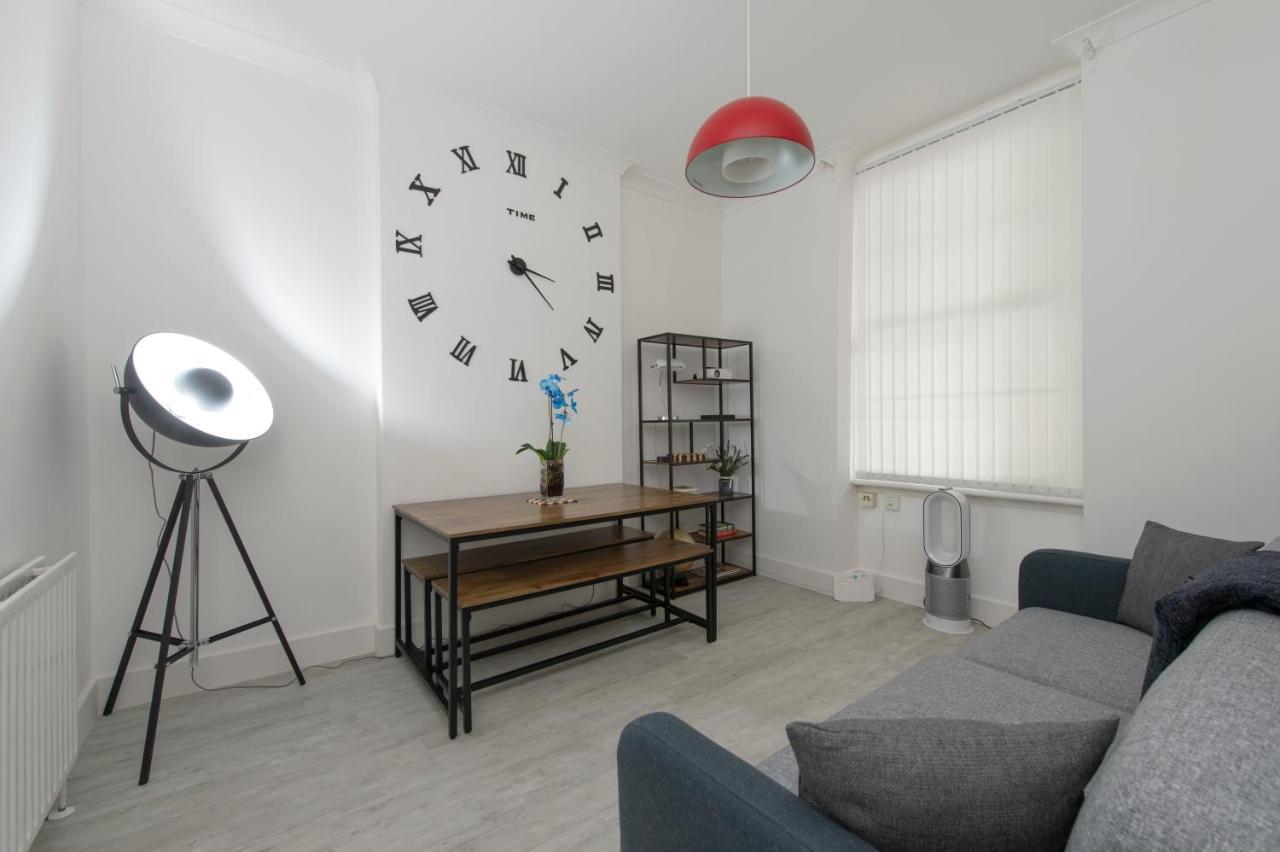 Tower Bridge Exclusive Two Bedroom Apartment London Luaran gambar